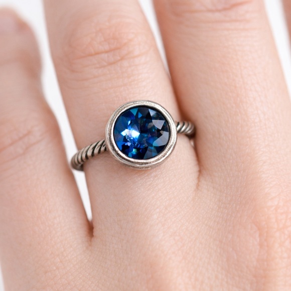 Blue Faceted Solitaire Ring | Cable Band | Silver Tone | Minimalist  Ring - Picture 2 of 6